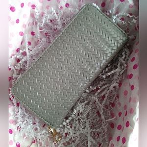 Gorgeous Gray Textured Pattern Vegan Leather Wallet